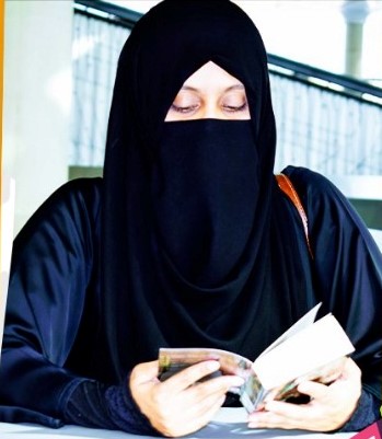 Momina Razzaq profile picture
